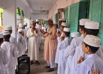 মাইলস্টোন ট্রাজেডিতে আল আমিন মাদ্রাসায় দোয়া