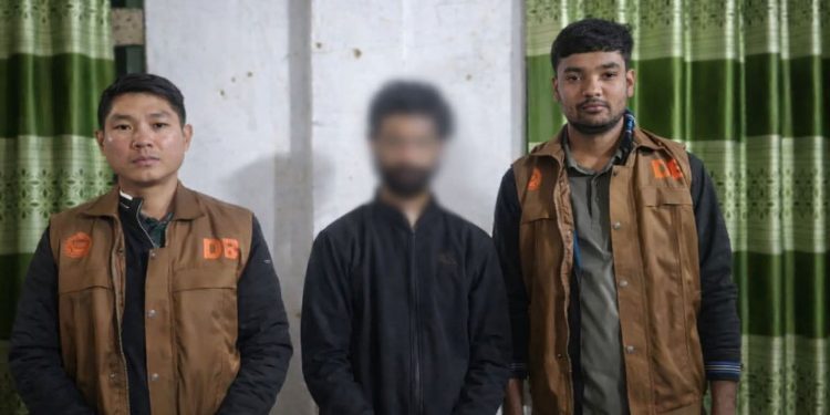 রাঙামাটিতে ডিবির অভিযানে ইয়াবা সহ আটক ১