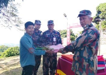 মারিশ্যা বিজিবি জোনের উদ্যোগে পাহাড়ি জনগোষ্ঠীর মাঝে শীতবস্ত্র বিতরণ