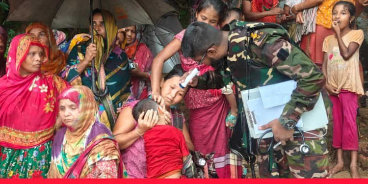 মহালছড়িতে বন্যা পরিস্থিতির অবনতি; সেনাবাহিনীর মেডিকেল ক্যাম্প