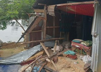 লংগদুতে ফের বন্য হাতির তাণ্ডব, দ্বিতীয়বার ভাঙল ইদ্রিসের বসতঘর।